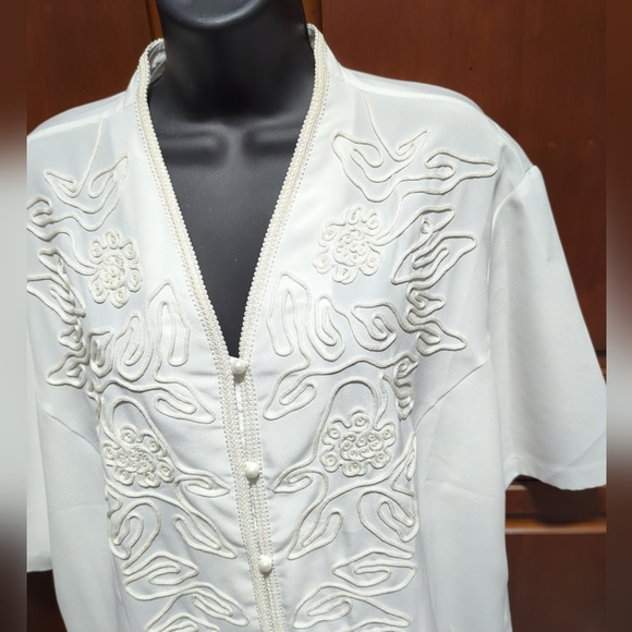 VTG Ship ' N Shore Woman White Embellished Blouse Short Sleeve Button Sz… - Picture 7 of 15